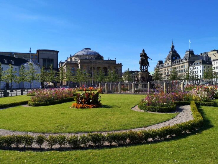 What things to see and do in Copenhagen Kongens Nytorv