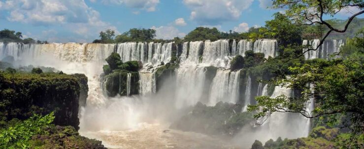 Iguazú National Park, Iguazú Falls, Argentina