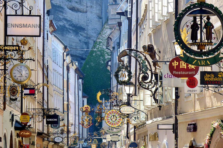 Getreidegasse