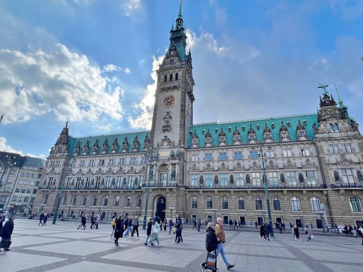 Things to See & Do in Hamburg Port & City Hall