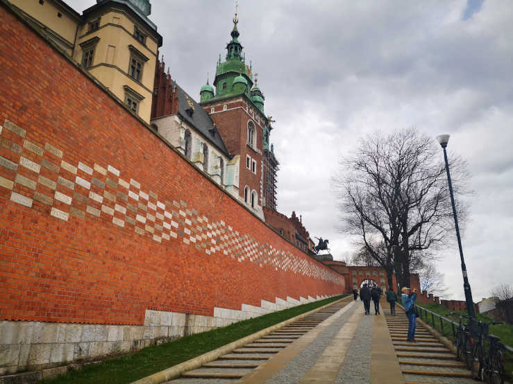 Things to Do in Krakow: Wawel Roayl Castle, Dragon, Cathedral