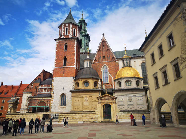 Things to Do in Krakow: Wawel Roayl Castle, Dragon, Cathedral