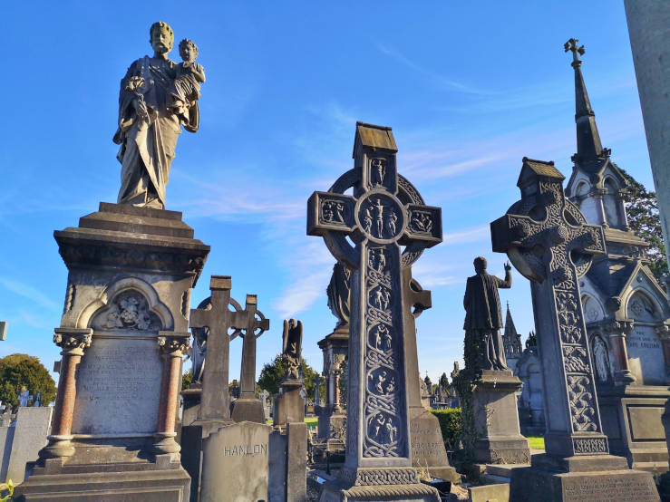 Things see do Dublin Where Stay Glasnevin