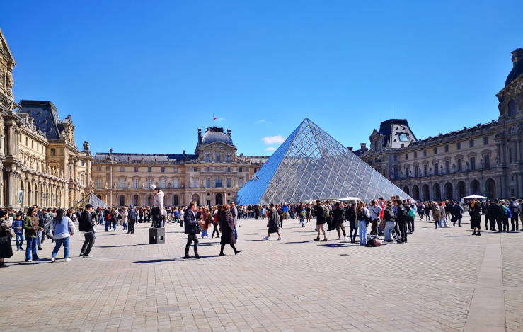 Louvre Pyramide