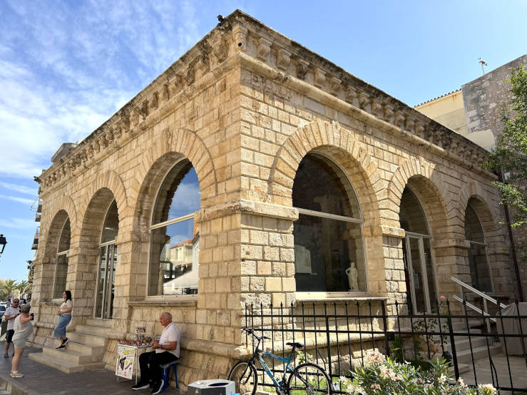 Venetian Loggia Rethymno travel guide