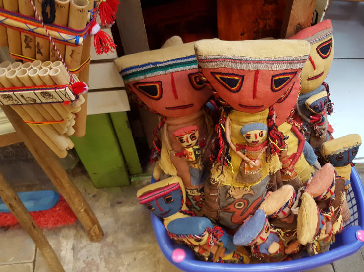 Aguas Calientes market