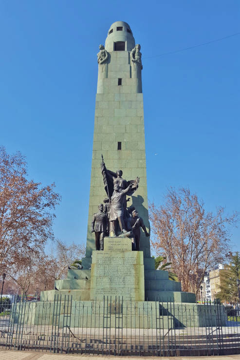 Obelisk Parque Forestal
