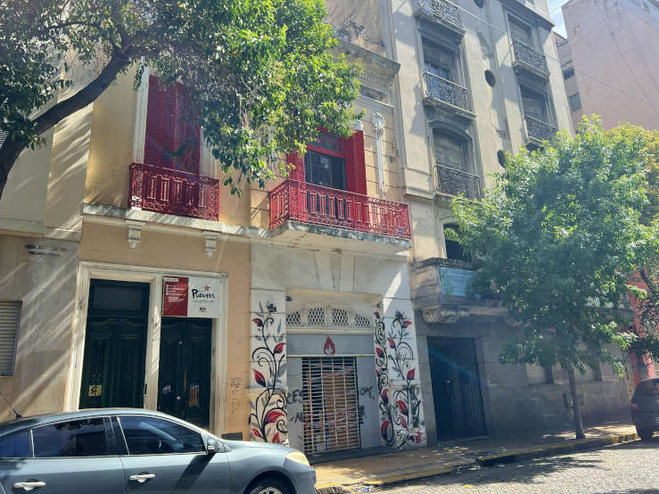 San Telmo street charm.