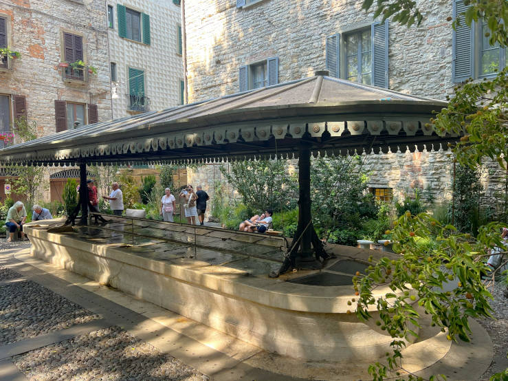 Antico Lavatoio historic washhouse in Bergamo